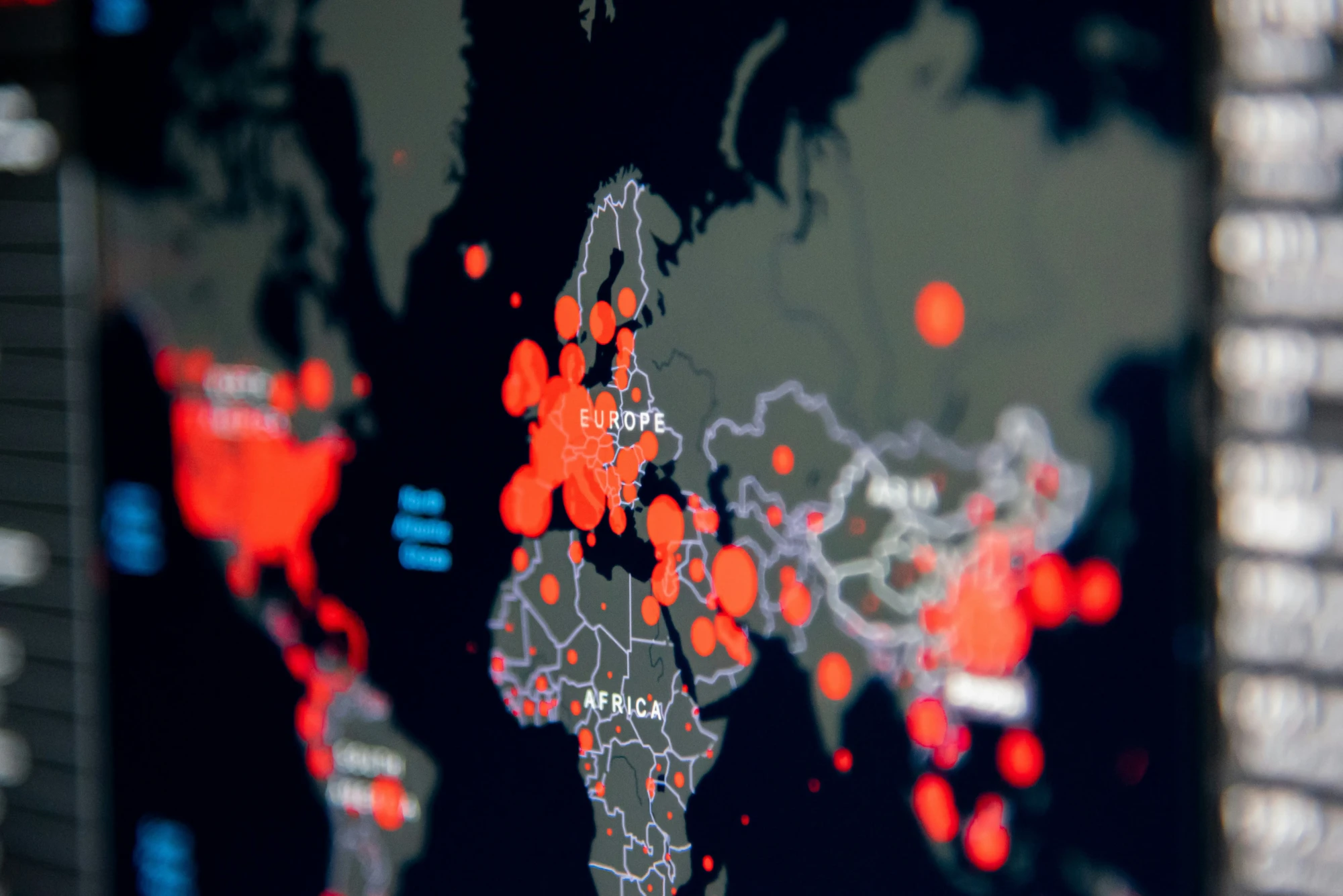 monde en crises Nick Romanov-unsplash monde en crises Nick Romanov-unsplash